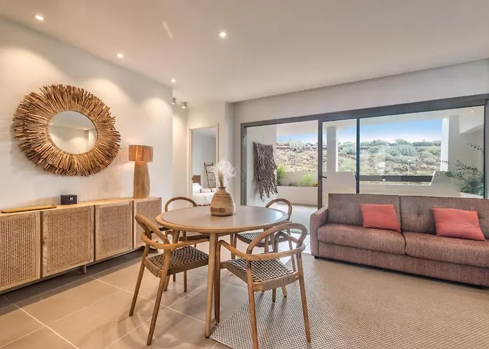 Jardines - Acoran 1,2 Nature Reserve View 1b Palm-mar